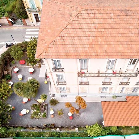 Hotel Lemon Menton Exterior photo