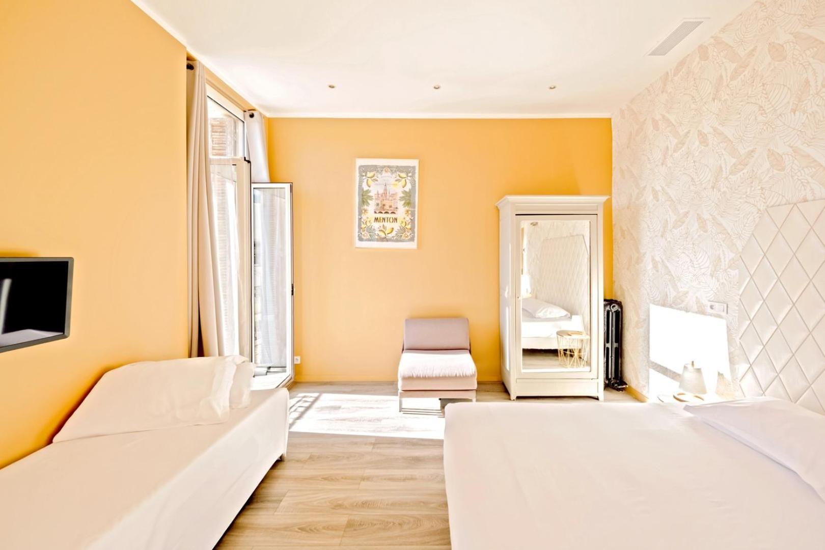 Hotel Lemon Menton Exterior photo