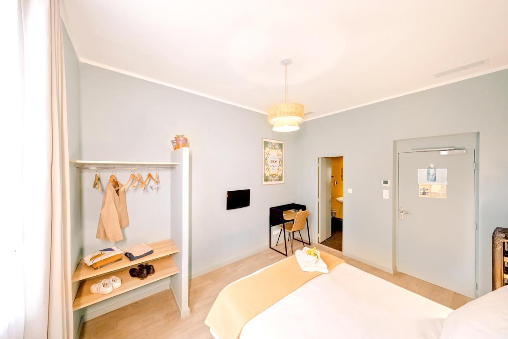 Hotel Lemon Menton Exterior photo